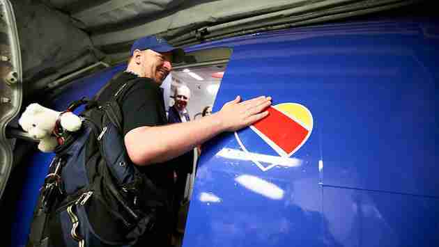 Southwest Airlines Celebrates 50th Anniversary With Acts of Kindness Pledge