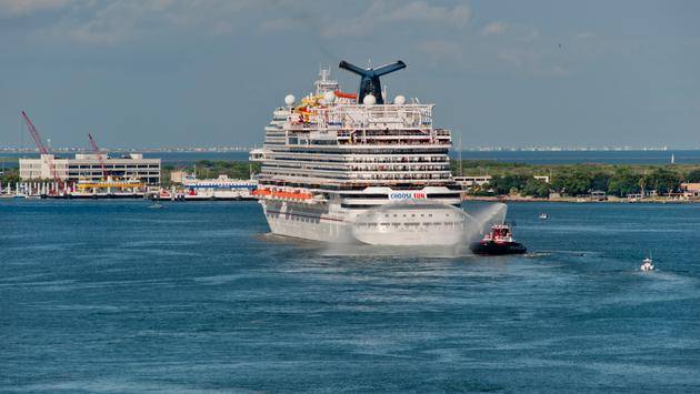 Carnival Clarifies Vaccination Mandate for July Cruises From Galveston