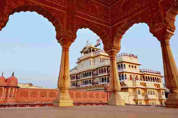 Live like royalty by renting a suite at a palace in Jaipur